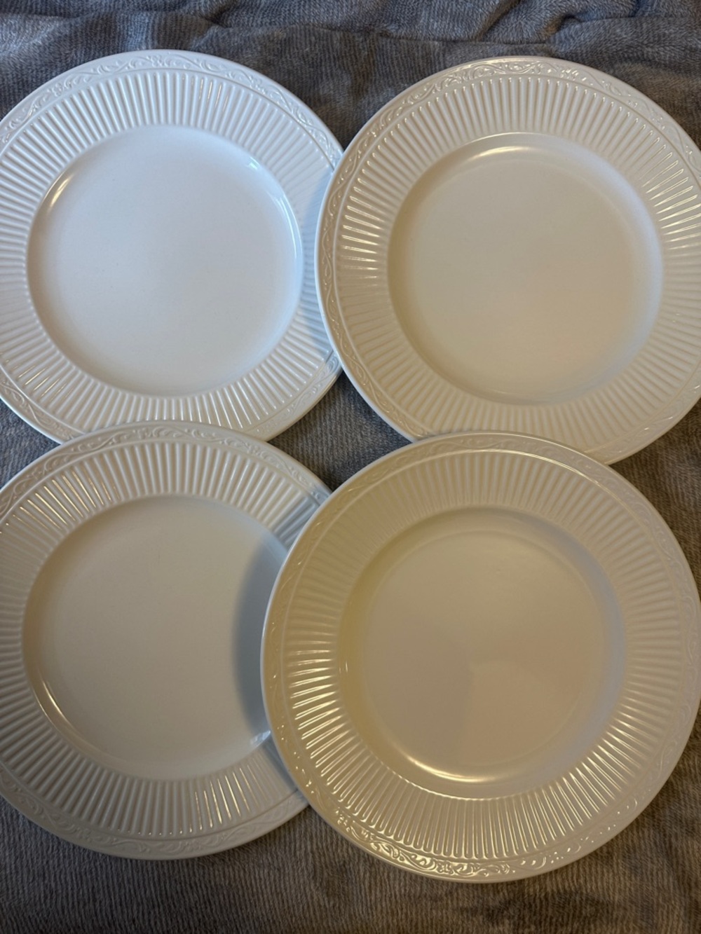 Mikasa Ivory Italian Countryside DD900 Dinner Plate Set of 4